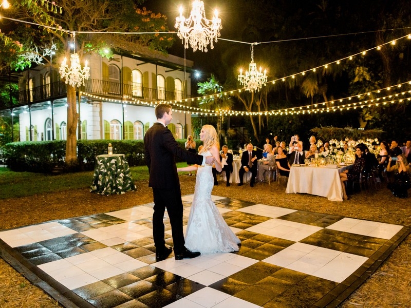 floor string lights